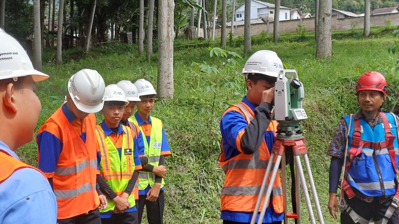 Tingkatkan Skill bareng TBIG, 1.000 Siswa dan Alumni SMK di Bandung Ikut Pelatihan dengan Tenaga Ahli 1 TBIG.