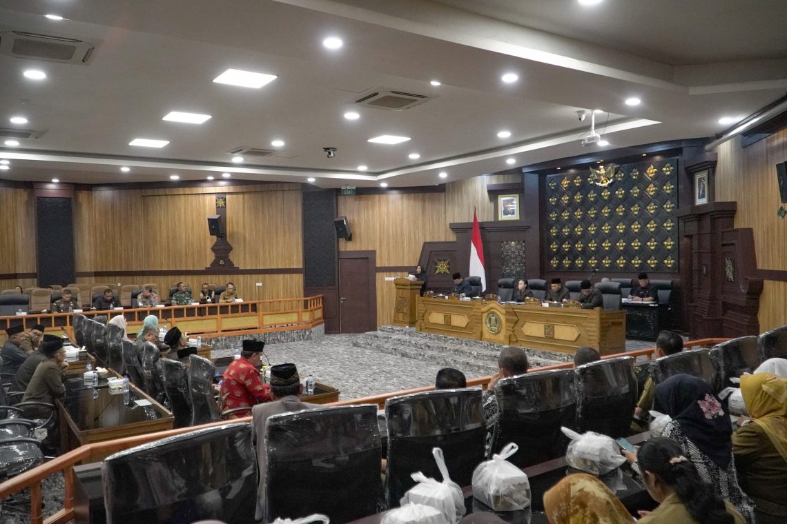 Perlindungan Guru dan Tenaga Kependidikan