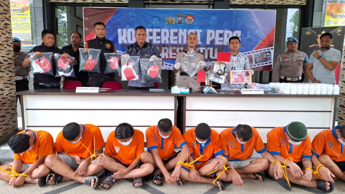 227 Gram Sabu dan Ribuan Pil Koplo Disita dari 6 Anggota Sindikat Narkoba Kota Batu 1 Sindikat Narkoba Kota Batu