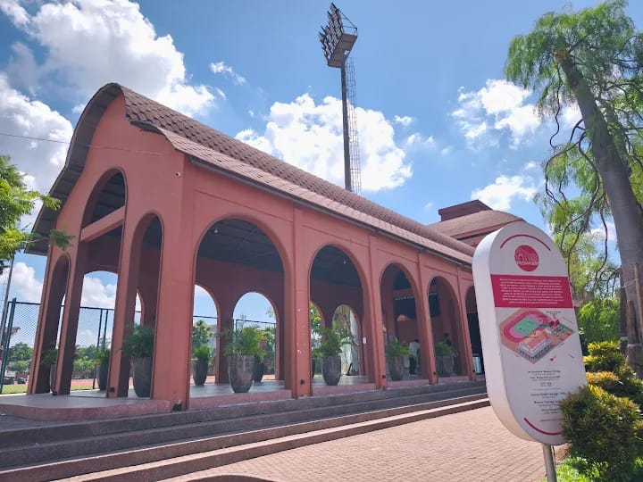 Jelajahi Museum Olahraga Surabaya, Simak Wisata Edukasi Inspiratif Lengkap dengan Harga Tiket Terbaru 1 Museum Olahraga Surabaya.
