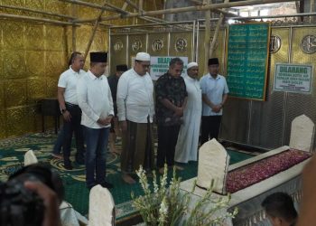 Ziarah Pimpinan MPR ke Pusara Ulama di Tanggul Jember: Doa untuk Indonesia Emas dan Pengembangan Destinasi Spiritual 1 Ulama di Tanggul.