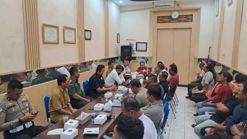 Skema Baru, Tarif Shuttle dan Becak di Terminal Wisata Kebonsari Tuban Lebih Murah 1 Terminal Wisata Kebonsari.
