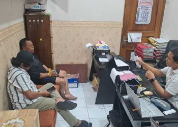Pria di Tuban.