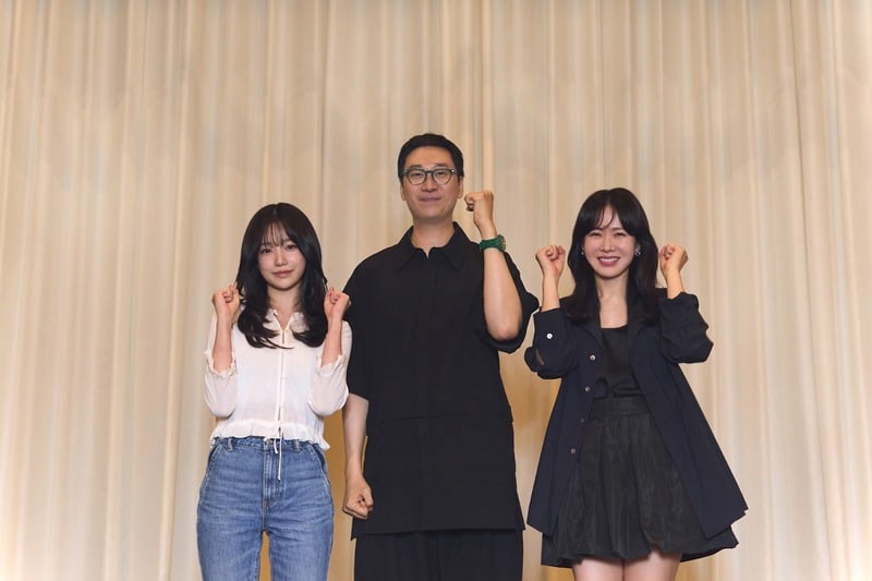 33 Daftar Drama Korea Dewasa Rating 18+ Terbaru Paling Ditunggu, Ada Adegan Panas! 5 WhatsApp Image 2025 11 05 at 12.28.35 1 1