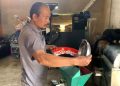 Petani kopi.