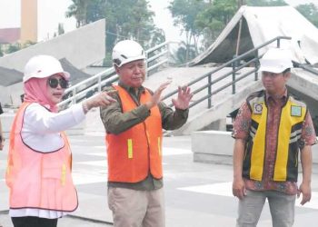 Alun-Alun Sidoarjo.