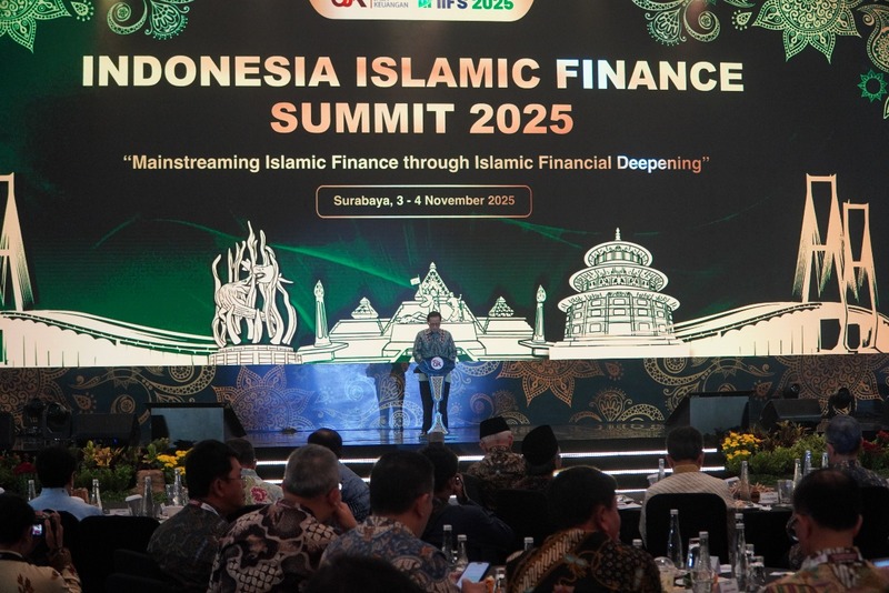 Pegadaian Surabaya Kuatkan Keuangan Syariah lewat Indonesia Islamic Finance Summit 2025 1 Pegadaian Surabaya.
