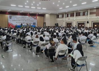 Kursi perangkat desa.