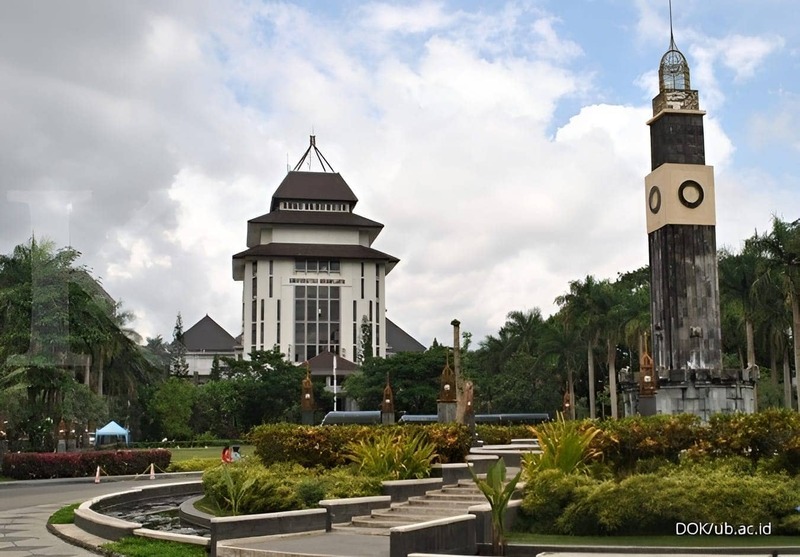 Kampus tertua di Kota Malang.