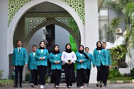 Kampus tertua di Malang.