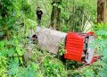 Truk di Pacet Mojokerto Masuk Jurang, Diduga Akibat Rem Blong 2 Truk di Pacet.