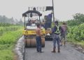Pemkab Jember Perbaiki Jalan Rusak di Sidomulyo, Petani: Hasil Panen Tak Tumpah di Tengah Jalan 6 Jalan rusak di Sidomulyo.