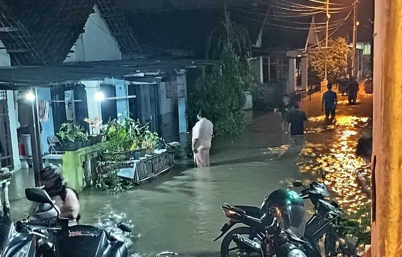 Hujan Deras, Banjir Luapan di Kabupaten Mojokerto Hantui Beberapa Desa 1 Banjir luapan.