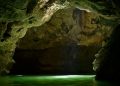 Goa Lowo Ponorogo Karya Seni Alam dengan Keindahan Stalaktit dan Stalagmit 2 Goa Lowo Ponorogo