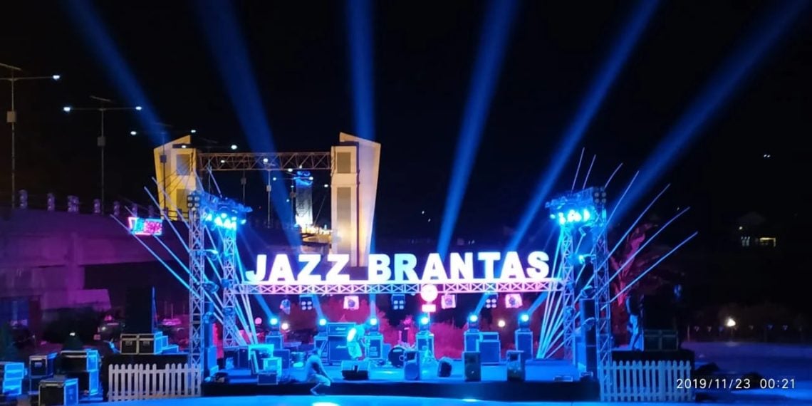 Top 9 Tempat Sewa Lighting Terlengkap di Kediri 2025 1 Sewa Lighting Terlengkap di Kediri 2025