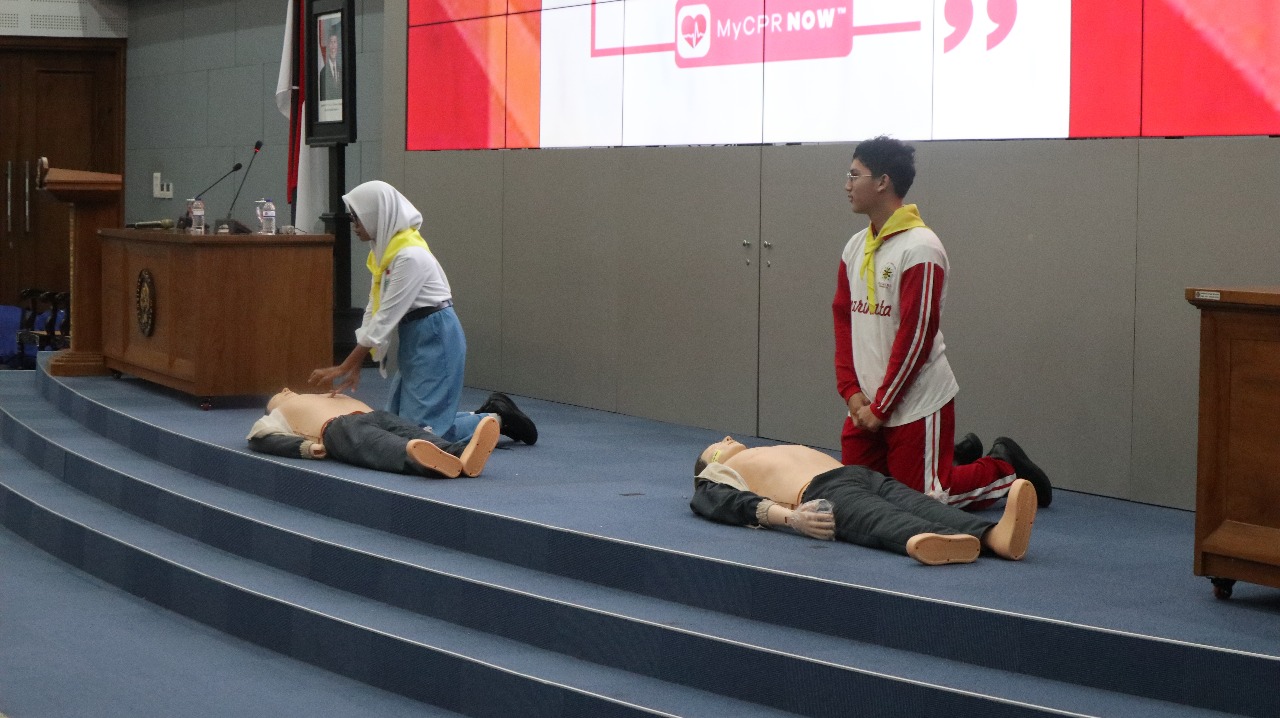 LPPM UM Sukseskan Pelatihan dan Kompetisi CPR Tingkat SMA/SMK/MA se-Malang Raya 2 Kompetisi CPR