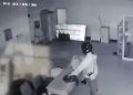 Viral! Aksi Pencurian Ponsel dan Uang Milik Karyawan SPBU Patung Terekam CCTV