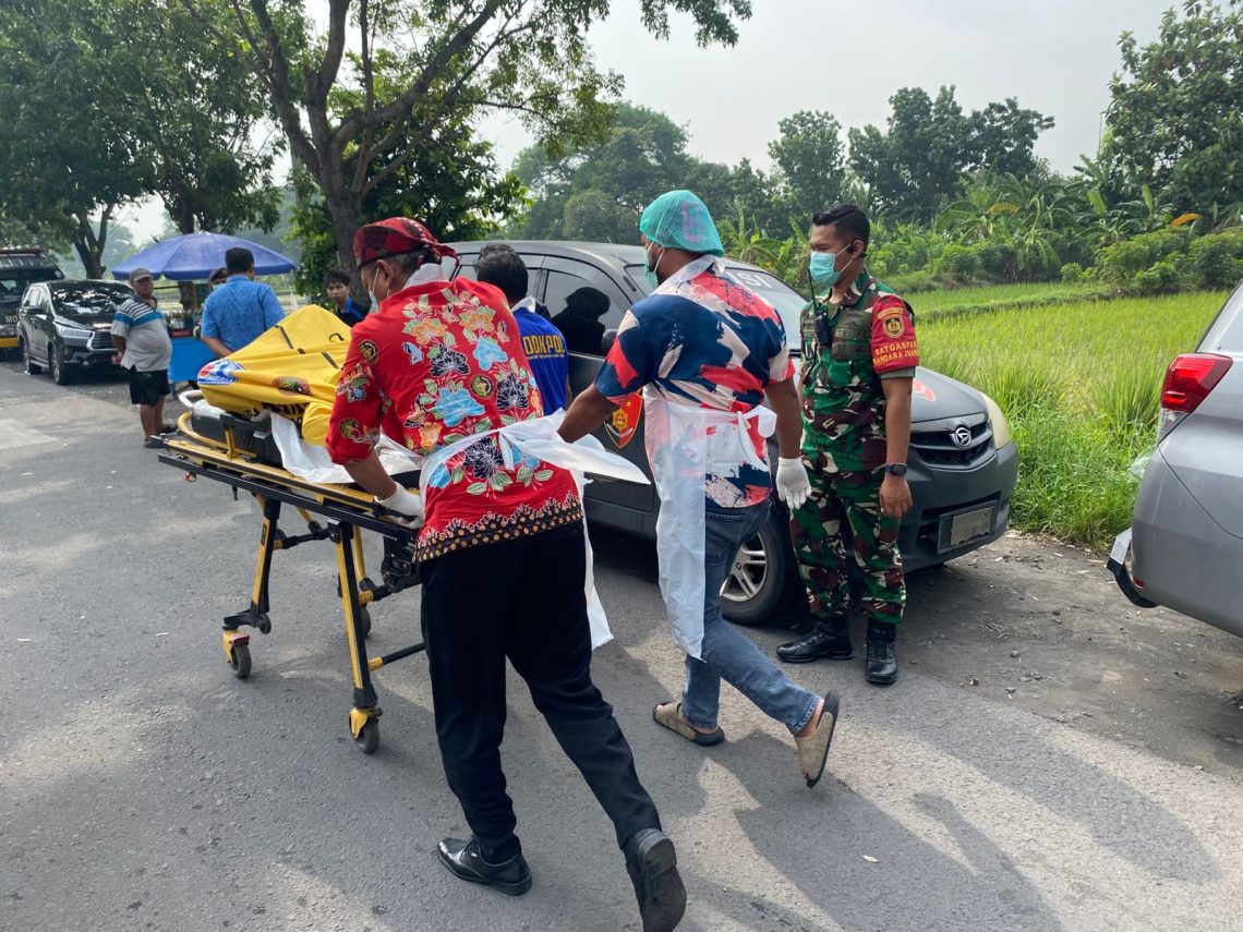 Sopir Taksi Online Ditemukan Meninggal Dunia dalam Mobil Dekat Bandara Juanda 1 Sopir taksi online ditemukan meninggal dunia