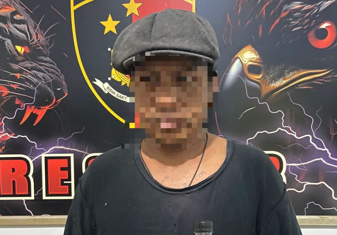 Pria Pasuruan Ditangkap Jual Arak Bali ke Sopir di Exit Tol Sutojayan 1 Pria Ditangkap Jual Arak Bali