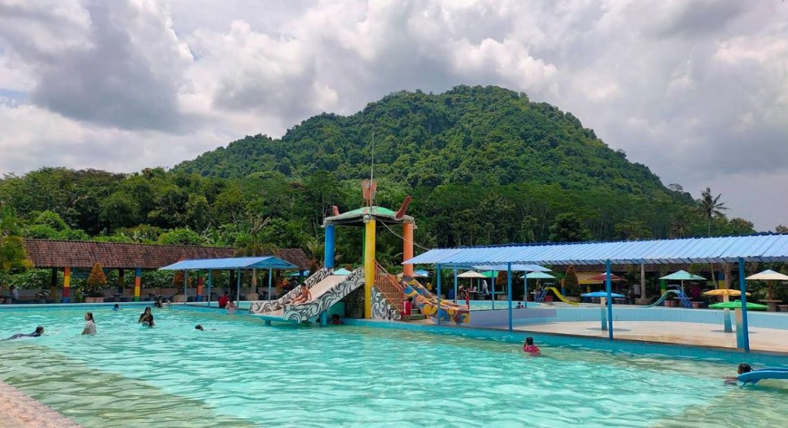 Bocah Tiga Tahun Tewas di Kolam Renang