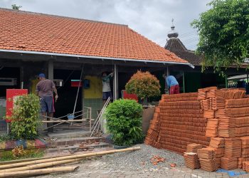 Renovasi Sekolah di Jember