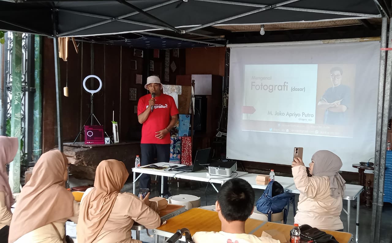 Pelatihan Syukur Njepret.