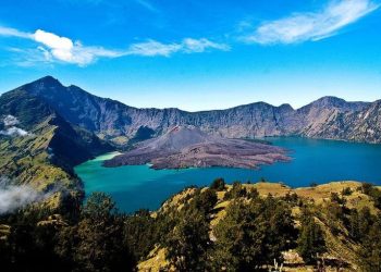 Penerbangan Malang-Lombok.