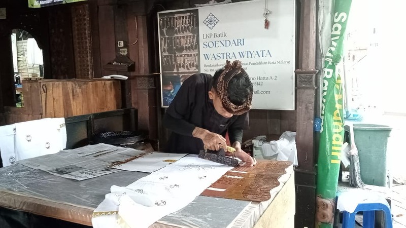 Satrya Paramanandana, Generasi Ke-3 Soendari Batik Malang Bawa Masterpiece Makin Go International Pameran di Filipina 2026 8 Soendari Batik and Art Gallery.