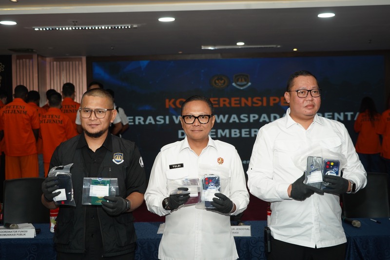 220 WNA Diamankan Ditjen Imigrasi, Mayoritas Diduga Langgar Izin Tinggal 3 Ditjen Imigrasi tangkap WNA.