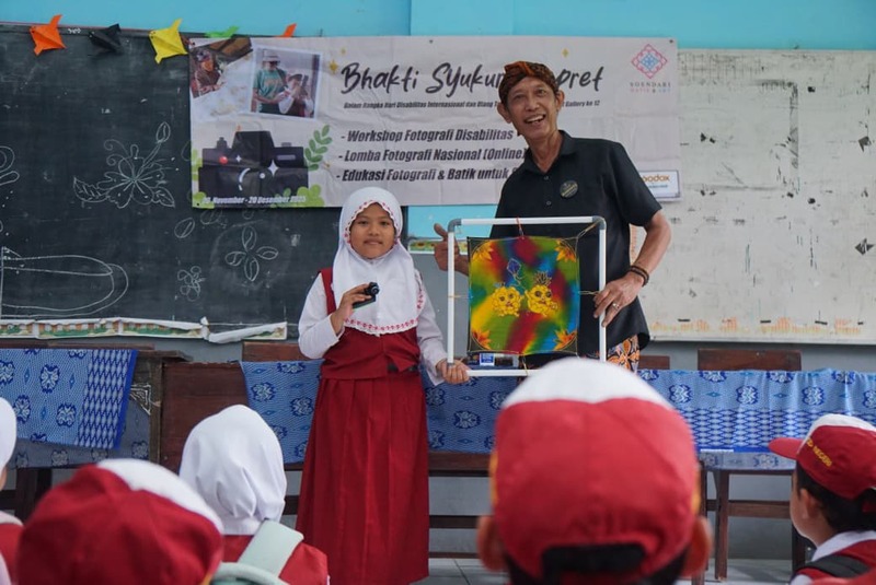 Asyik Manfaatkan Gadget, Puluhan Siswa SDN di Gunung Kawi Antusias Belajar Fotografi Sejak Dini 5 WhatsApp Image 2025 12 17 at 13.27.06 1 1