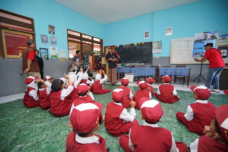 Asyik Manfaatkan Gadget, Puluhan Siswa SDN di Gunung Kawi Antusias Belajar Fotografi Sejak Dini 4 SDN di Gunung Kawi Malang.