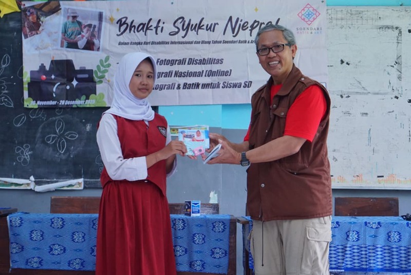 Asyik Manfaatkan Gadget, Puluhan Siswa SDN di Gunung Kawi Antusias Belajar Fotografi Sejak Dini 3 SDN Plandi 1 Gunung Kawi.