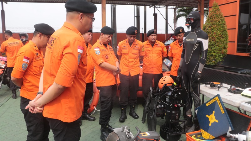 Tim SAR Surabaya Masuk Mode Siaga Penuh Jaga Jatim: Dari Jalan Tol hingga Laut Jawa 2 SAR Surabaya Nataru.