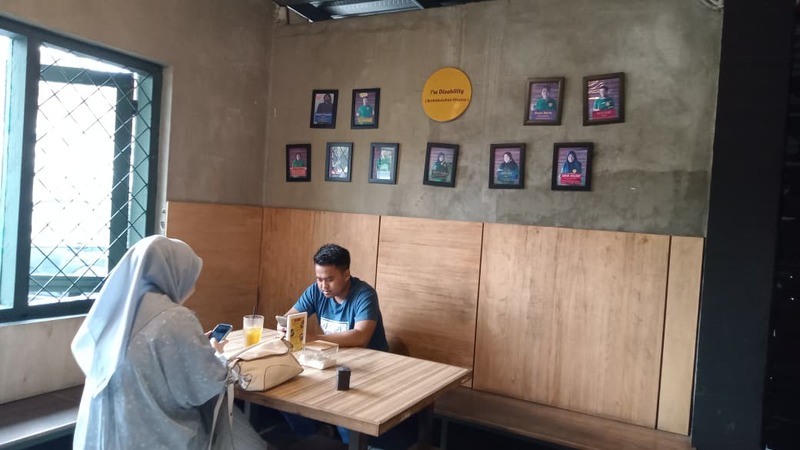 Kuliner enak Burger Buto.