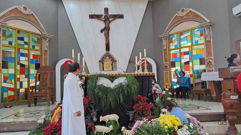 Santo Petrus Tuban.