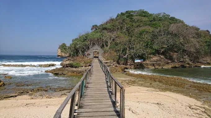 Wisata Anti Macet! 11 Hidden Gems di Malang Segarkan Pikiran saat Awal Tahun 9 Rekomendasi hidden gems di Malang.