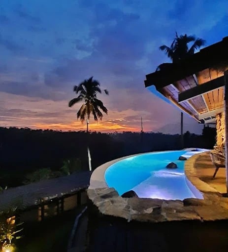 10 Tempat Nongkrong Tercantik di Malang, Bisa Ngopi Bareng Kuda hingga Sky Lounge di Atas Awan! 3 Tempat nongkrong tercantik di Malang 2026.