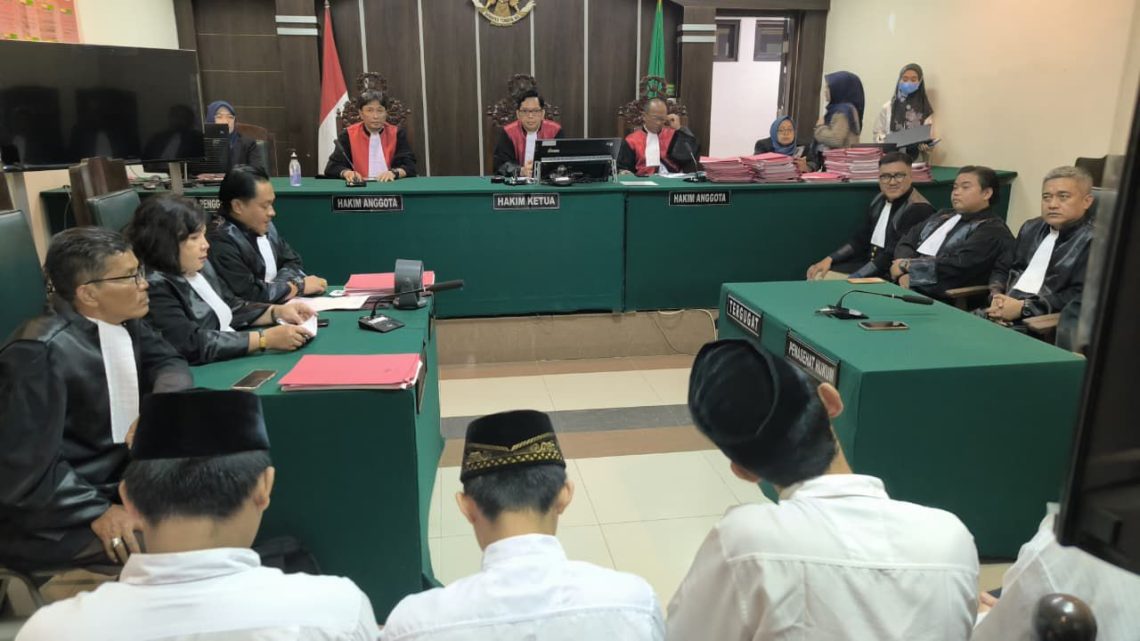 Tujuh aktivis Jember