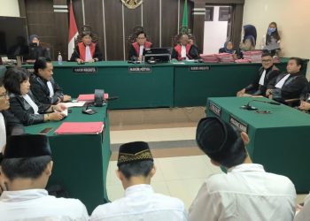 Tujuh aktivis Jember
