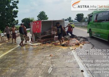 Telur Berceceran di Tol