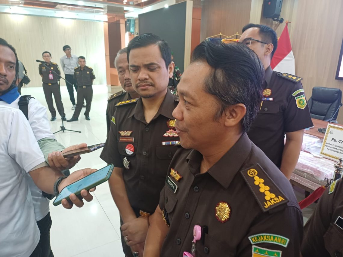 Kejati Jatim Periksa Kadishub Jatim Terkait Kasus Dugaan Korupsi Pelabuhan Probolinggo 1 Kasus Korupsi di Pelabuhan Probolinggo