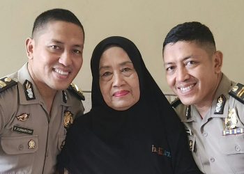 Polisi Kembar