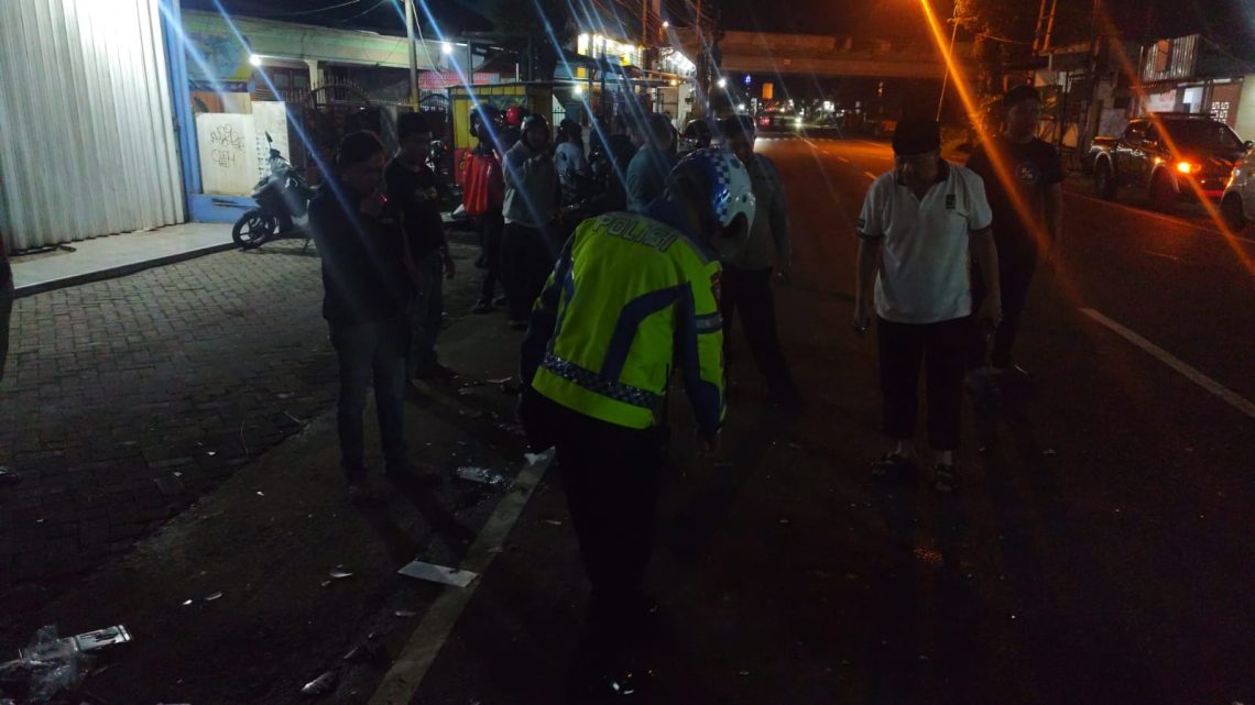 Kecelakaan Adu Banteng