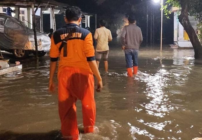 Banjir Luapan Rendam Rumah Warga Mojokerto di Awal Tahun 2026 1 Banjir Luapan Rendam Rumah Warga Mojokerto