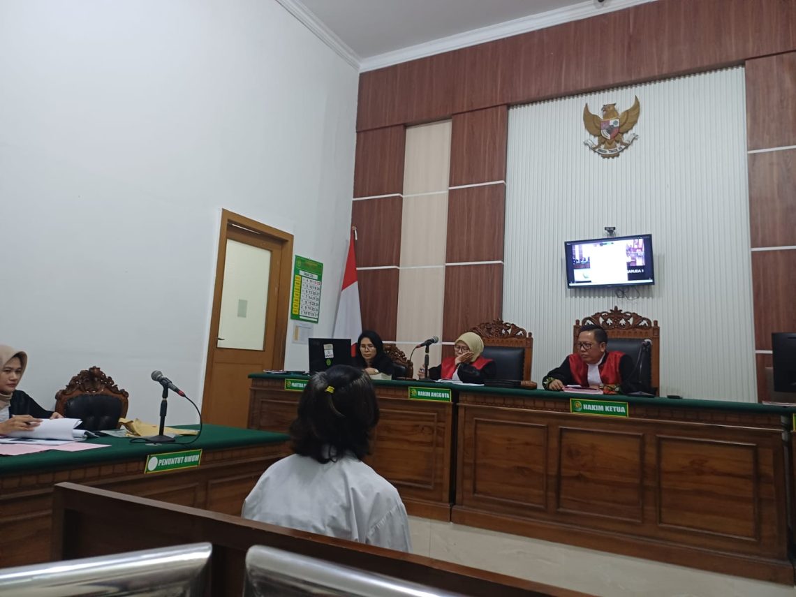 Nekat! Perempuan di Surabaya Gunakan BPKB Bodong Untuk Pengajuan Kredit 5 BPKB Bodong