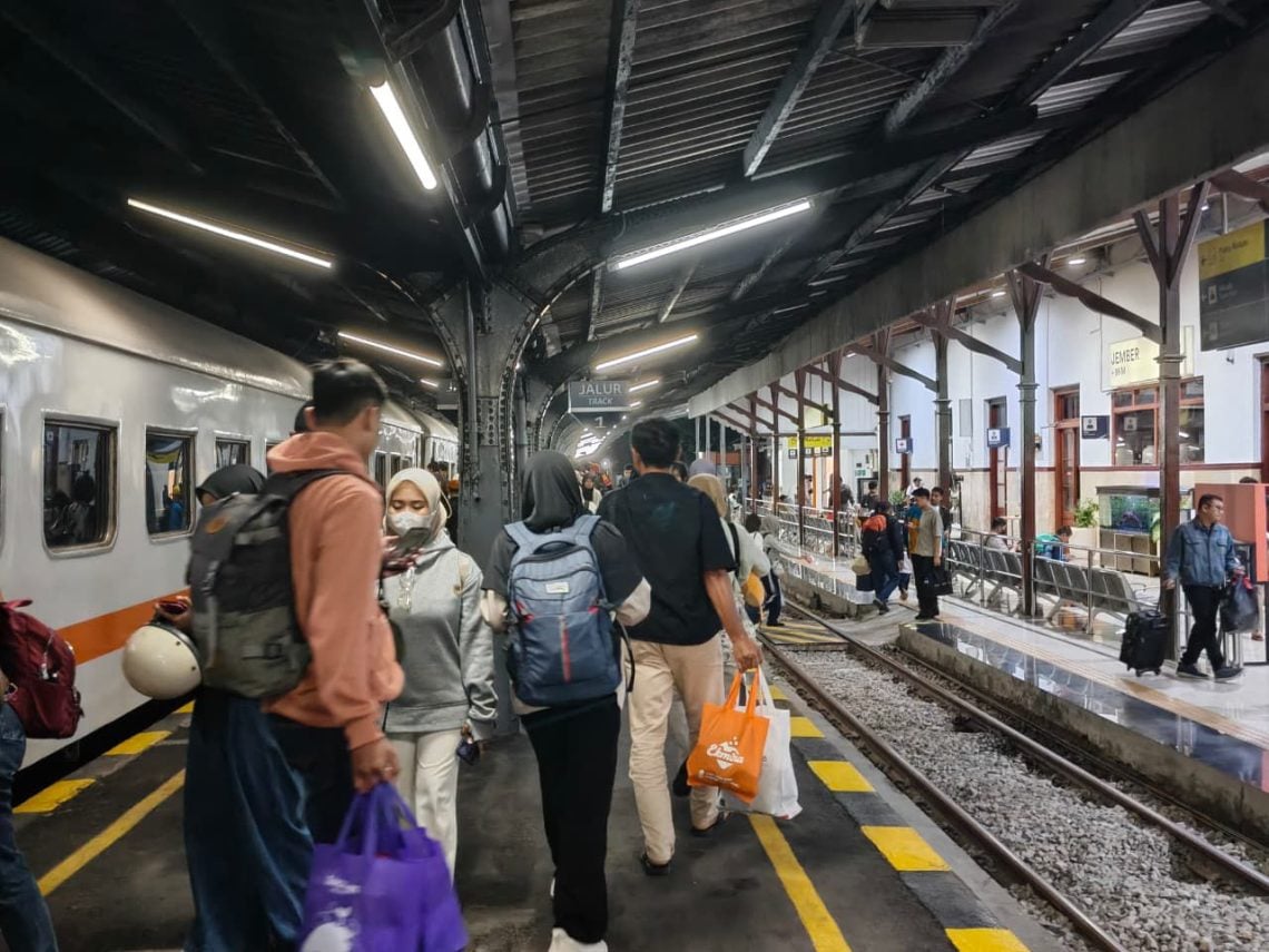 Lonjakan Penumpang Kereta Api Libur Nataru di Jember mencapai 416.945 Penumpang 1 Lonjakan Penumpang Kereta Api Libur Nataru