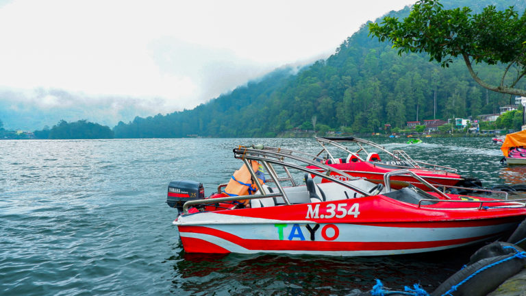 12 Daftar Wisata Air Favorit di Jatim Awal Tahun 2026, Adem dan Menyenangkan! 10 Wisata air di Jatim 2026.