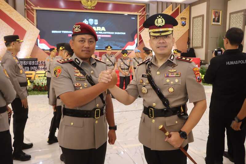 Profil AKBP Muhammad Taat Resdi, Kapolres Malang Baru Resmi Gantikan AKBP Danang Setiyo 2 Kapolres Malang baru.