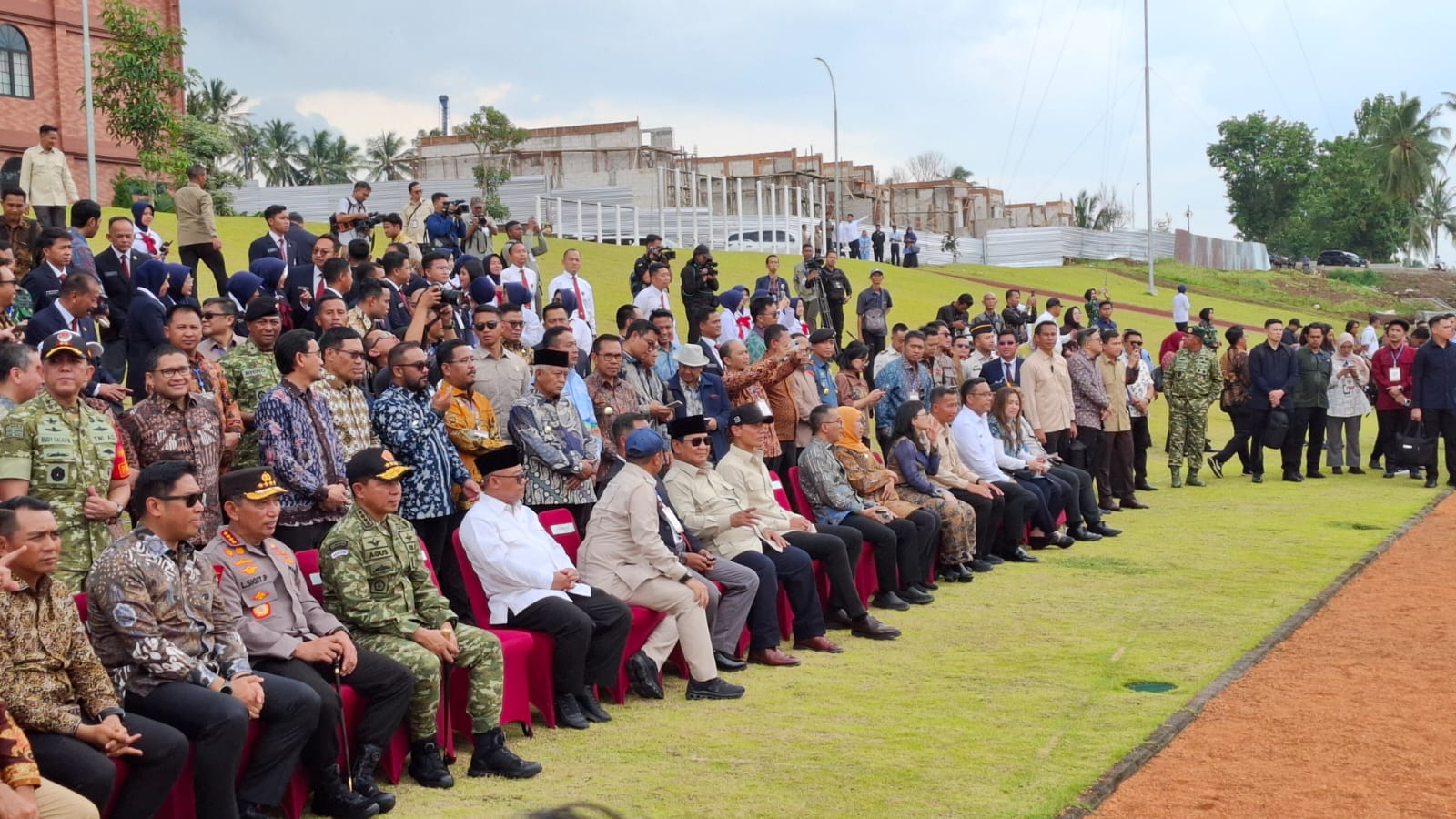 SMA Taruna Nusantara.