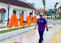 Guru sejarah di Situbondo.